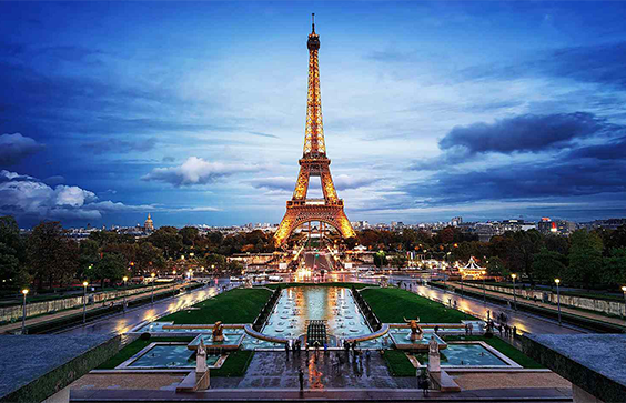Eiffel Tower: Experience the Magic of the Eiffel Tower