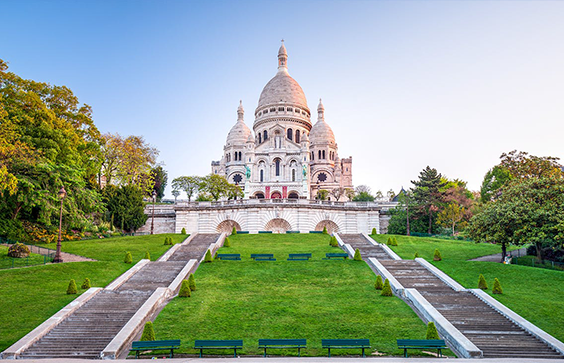 Montmartre Magic: Where art and wonder collide
